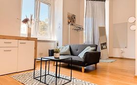 Lend - Design Apartment 2